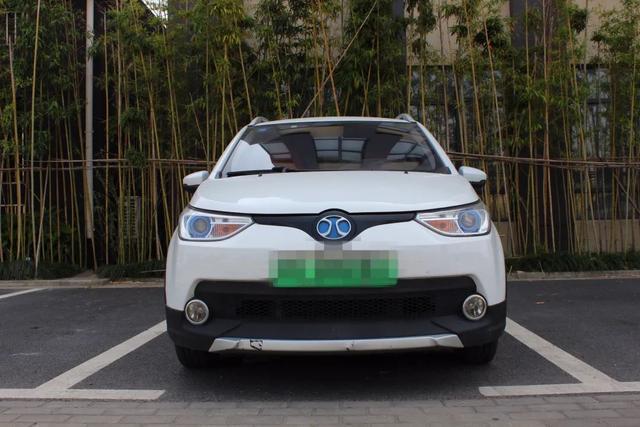车主说车：续航仅有200公里，当初买北汽新能源后悔了吗？