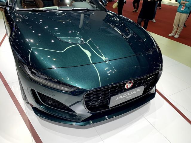 豪华跑车捷豹F-TYPE，搭载3.0T还有四驱系统