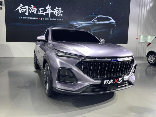 恰到好处的个性才叫年轻化，长安欧尚X5：为年轻人而来