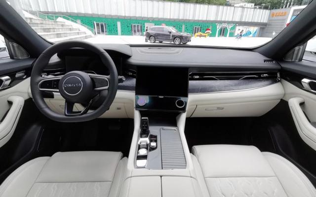 国产崛起！3款精品中大型SUV，气场不输豪华车，买车的看看