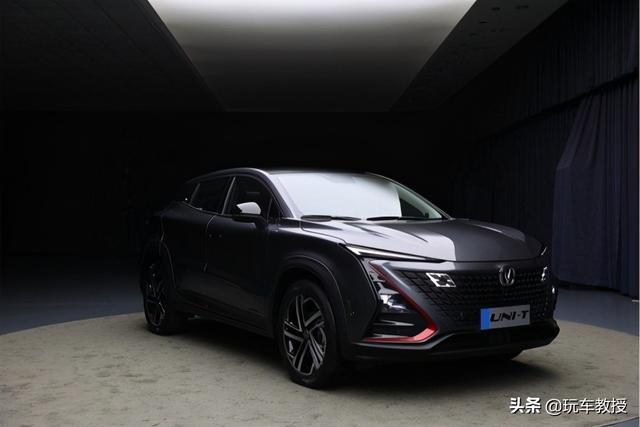 比汉兰达还大！长安UNI-K15.39万起，怎么选？