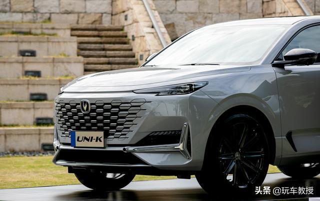 比汉兰达还大！长安UNI-K15.39万起，怎么选？