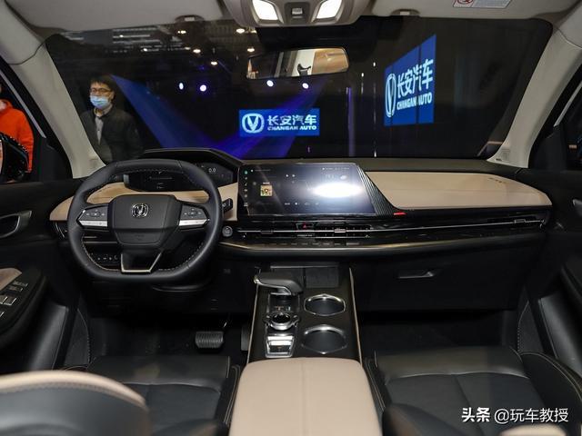 10万级长安CS55PLUS 颜值再次达到一个新巅峰！帅