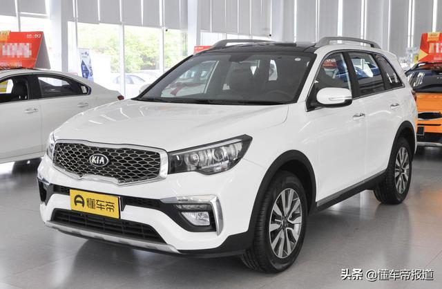 新车 | 换新车标/车身黑化，起亚新款索兰托实车曝光，7月亮相