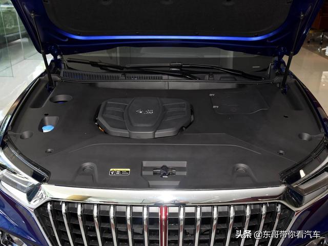 高性价比四驱SUV，2米87轴距大5座，配2.0T自动挡，实拍红旗HS5