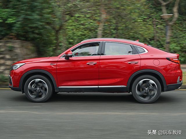 12万级买啥SUV？这三款中国车型不仅帅气 内饰还堪比豪车