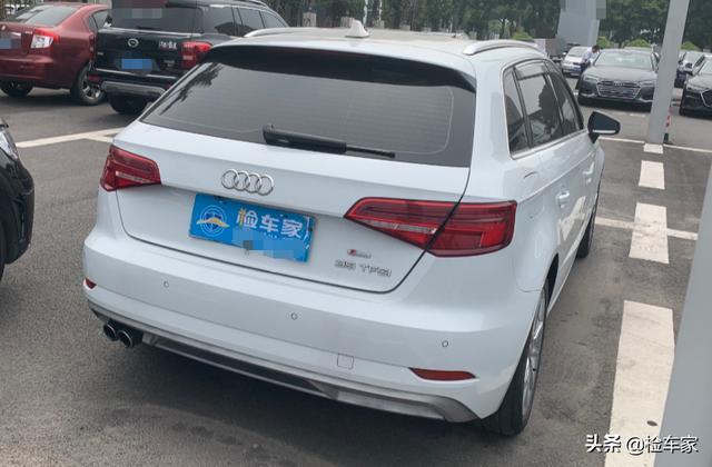 被迫放弃Mini，花13万买辆奥迪A3，小姐姐庆幸定金保住了