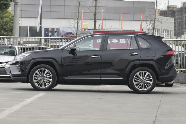 20万左右想入手家用务实SUV？不妨了解一下丰田威兰达