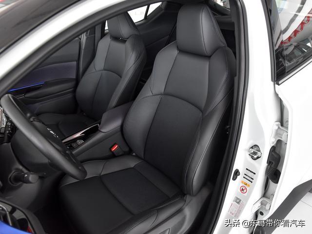 入门低价合资SUV，2.0L只5.7L油耗，自动挡还耐用，实拍丰田C-HR