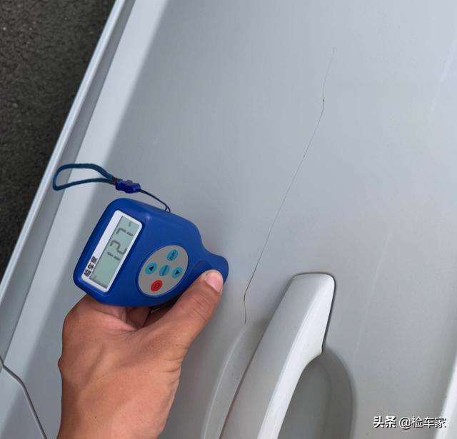 被迫放弃Mini，花13万买辆奥迪A3，小姐姐庆幸定金保住了