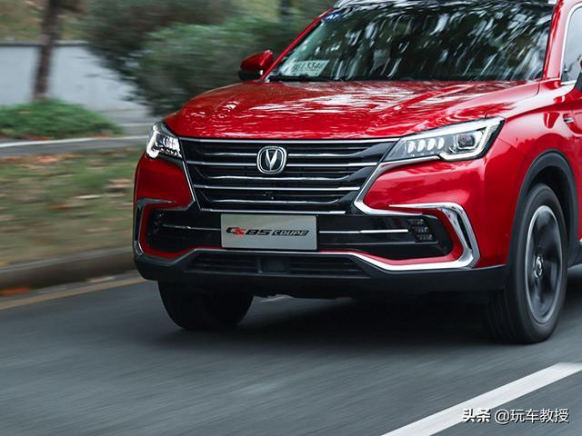 12万级买啥SUV？这三款中国车型不仅帅气 内饰还堪比豪车
