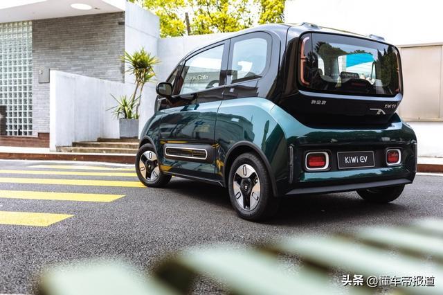 新车丨新宝骏KiWi EV内饰曝光，替代宏光MINIEV成“小姐姐座驾”？