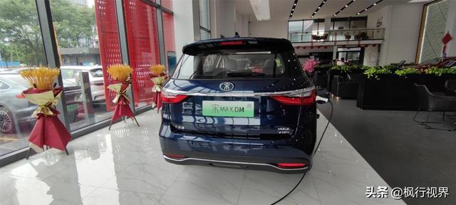 比亚迪宋MAX DM实拍，这是一款“偏科”严重的国产精品MPV