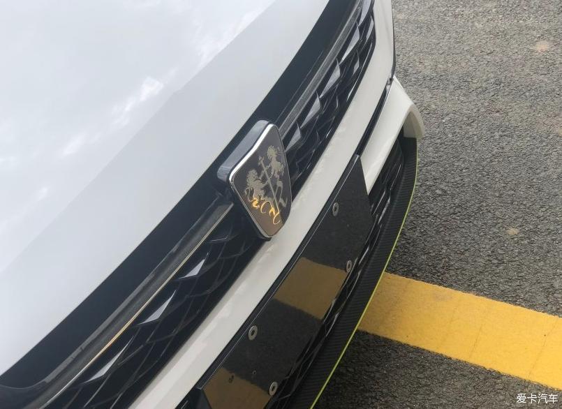 我们家的小车车——荣威i5