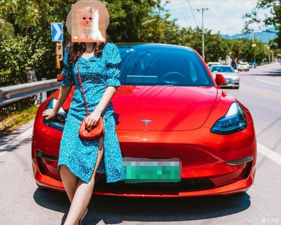 酷酷的Model 3 Performance
