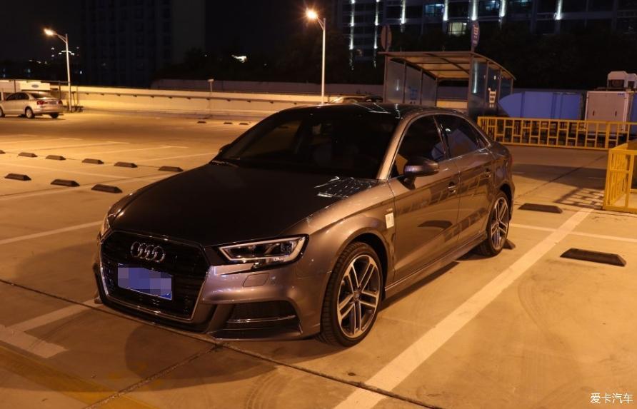 A3季风灰 40TFSI 运动版