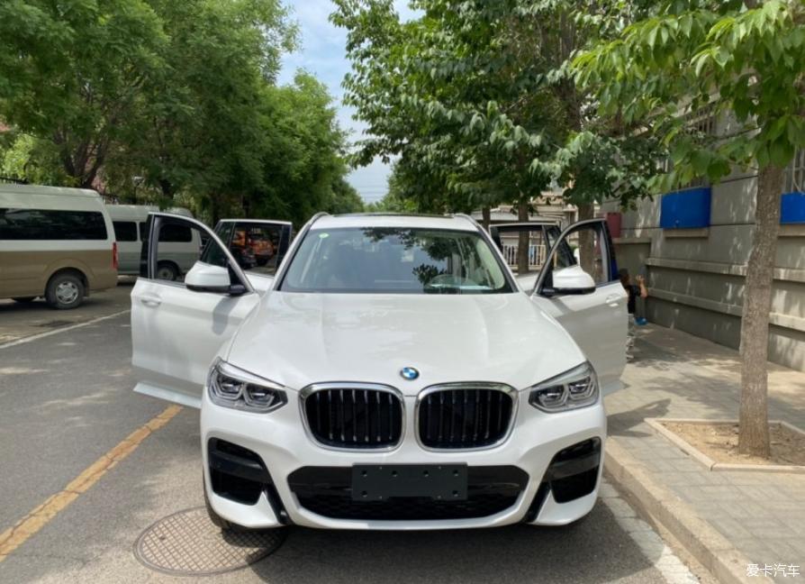 28i 提车一个月了