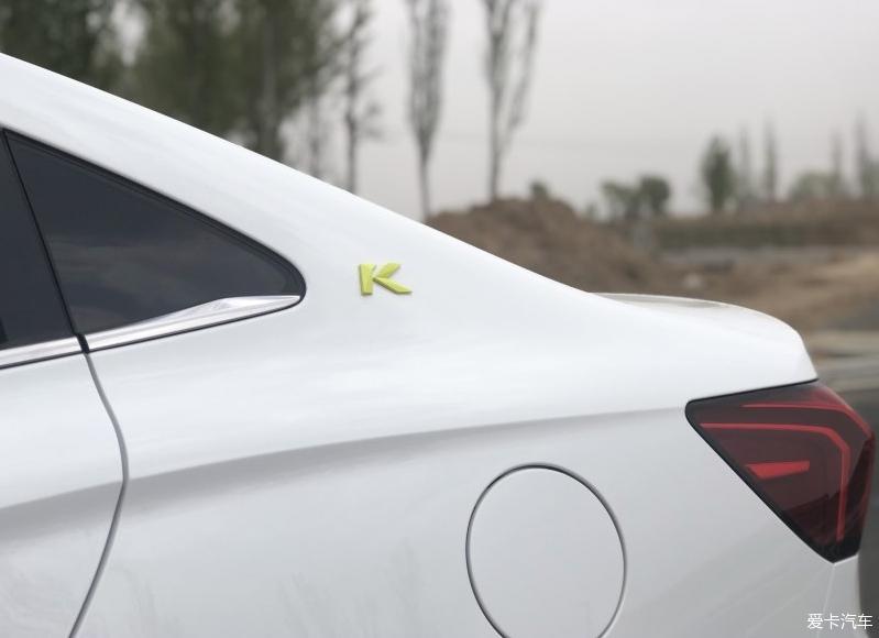 我们家的小车车——荣威i5