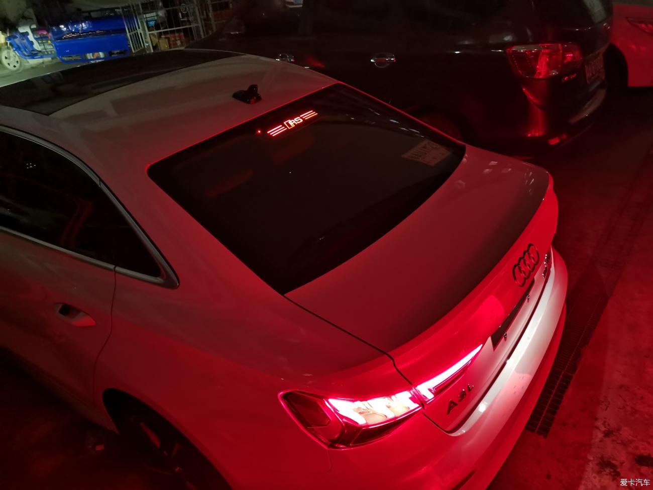 <br /></p>
媳妇的人生第一台车---新a3l。<br />
