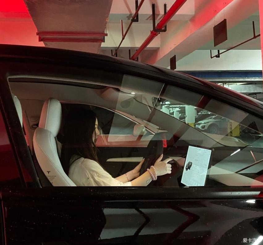 分享MODEL3提车半个多月使用心得