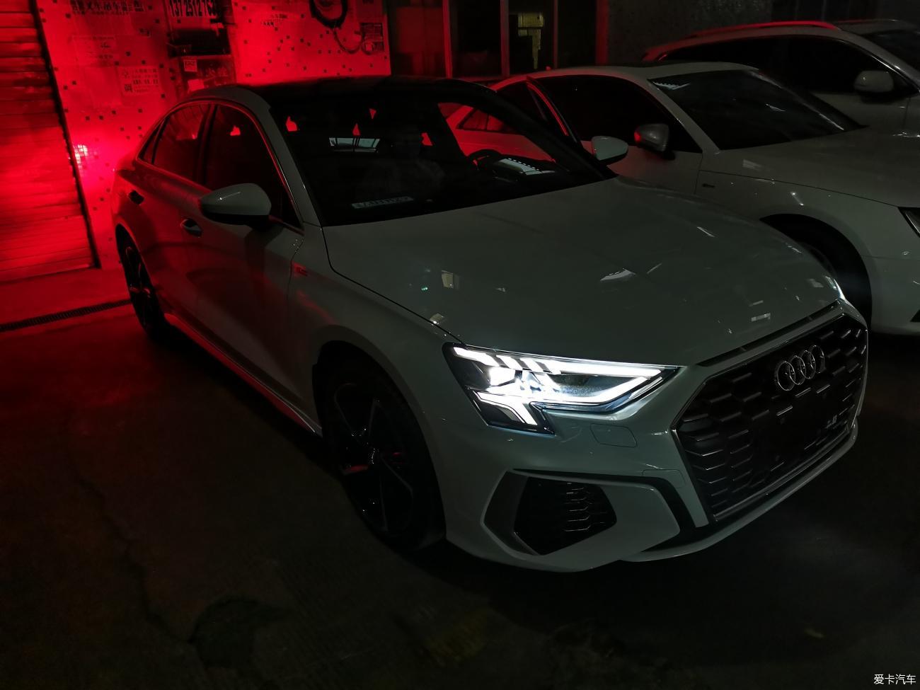 <br /></p>
媳妇的人生第一台车---新a3l。<br />
