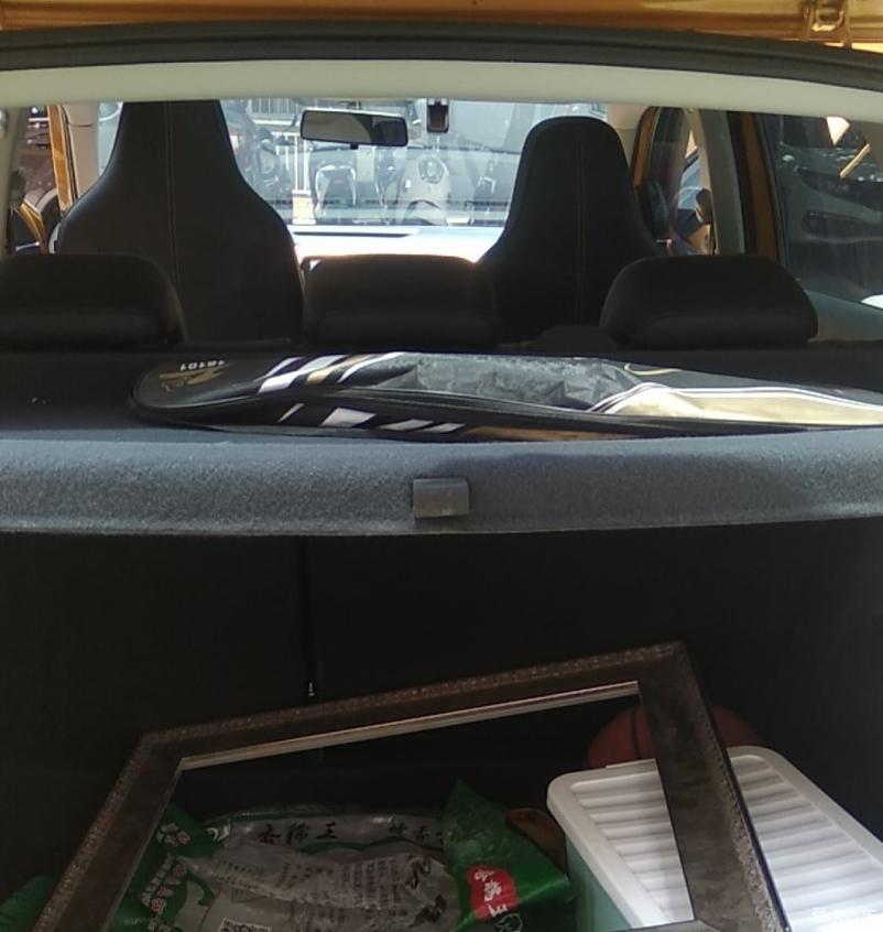 一台爱车，承载的是一家人的梦想——大众途铠