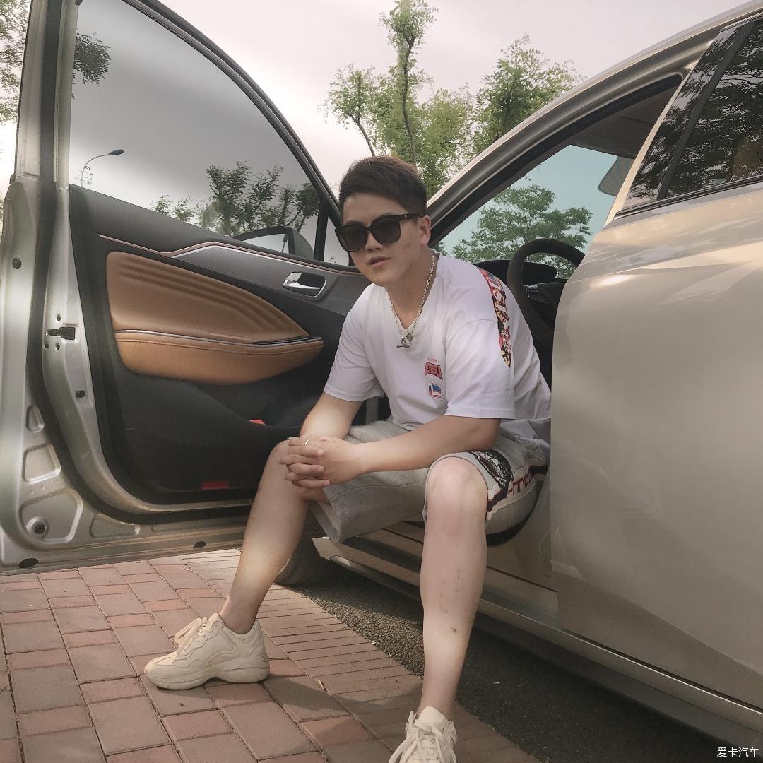 <br /></p>
95老弟喜提广汽魅580！<br />
