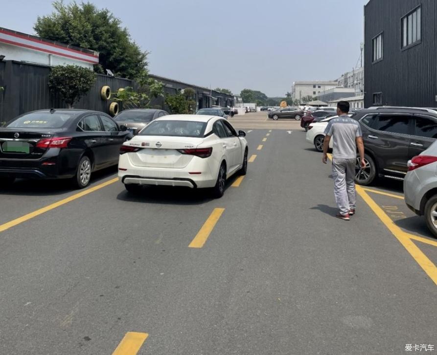 轩逸都市最靓的家轿