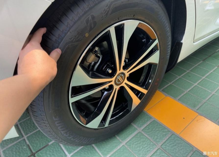 轩逸都市最靓的家轿