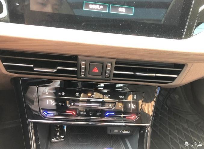 开自己喜欢的车——帕萨特！生活才充满乐趣