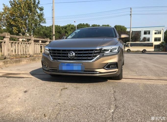 开自己喜欢的车——帕萨特！生活才充满乐趣