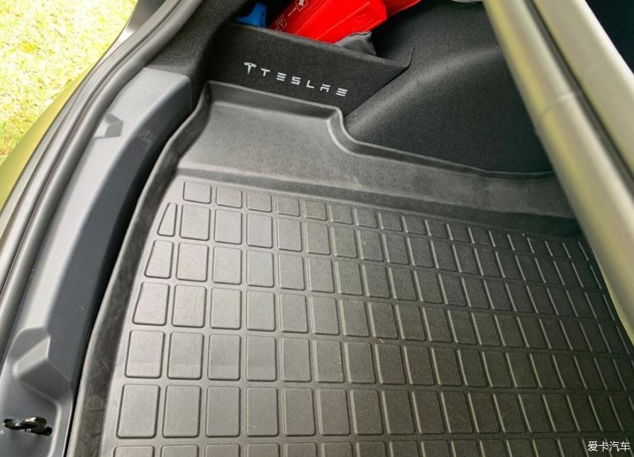 MODEL 3的初步使用体验及一些实用小配置
