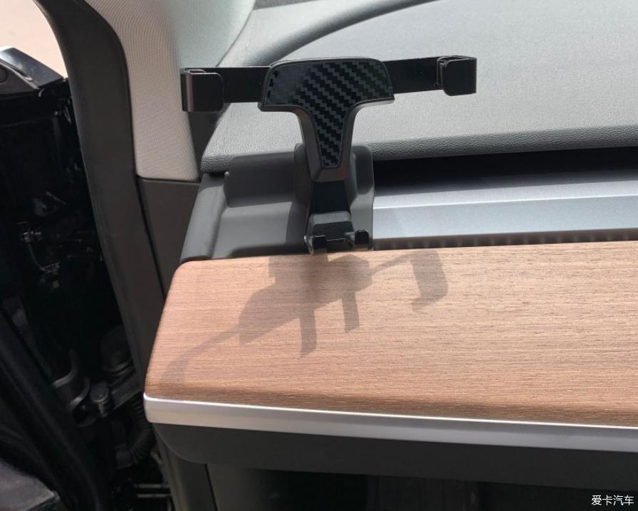 MODEL 3的初步使用体验及一些实用小配置