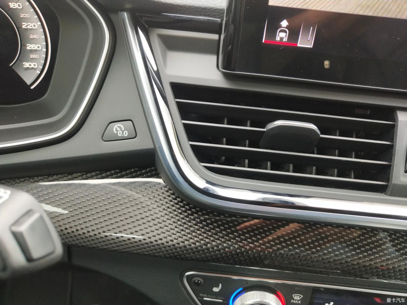 放弃沃尔沃XC50选择更年轻的奥迪Q5LSportback