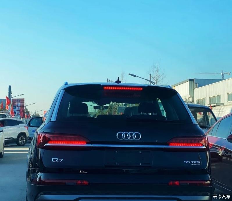 迟到的Audi Q7 3.0T运动提车作业