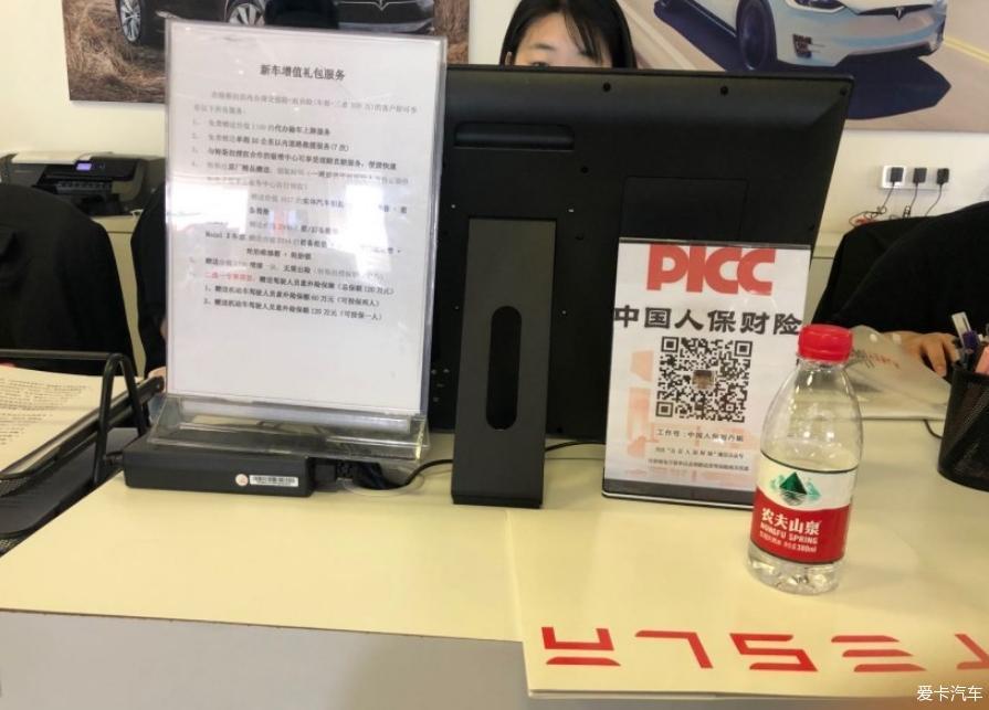 喜提特斯拉猫3前来报道！