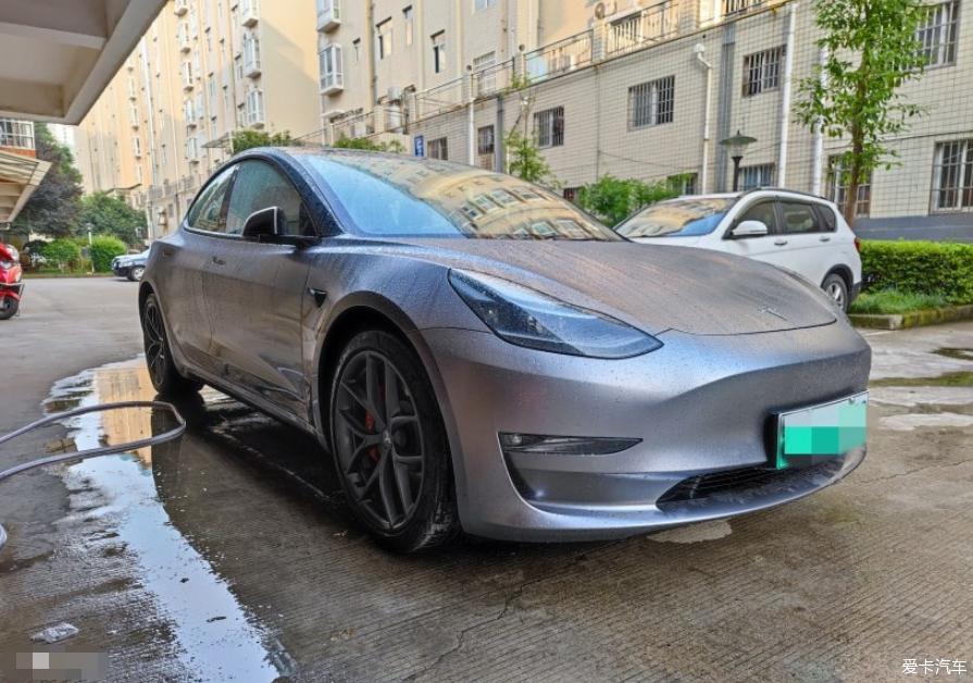 一个月2000公里Model 3 Performance