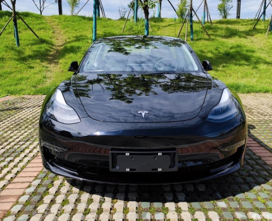 一个月2000公里Model 3 Performance