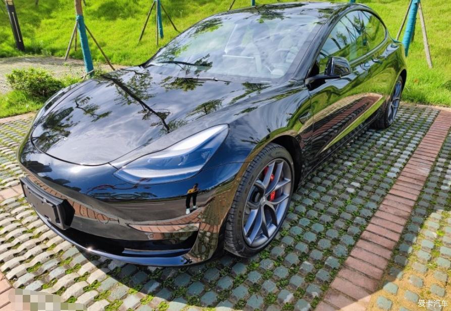 一个月2000公里Model 3 Performance