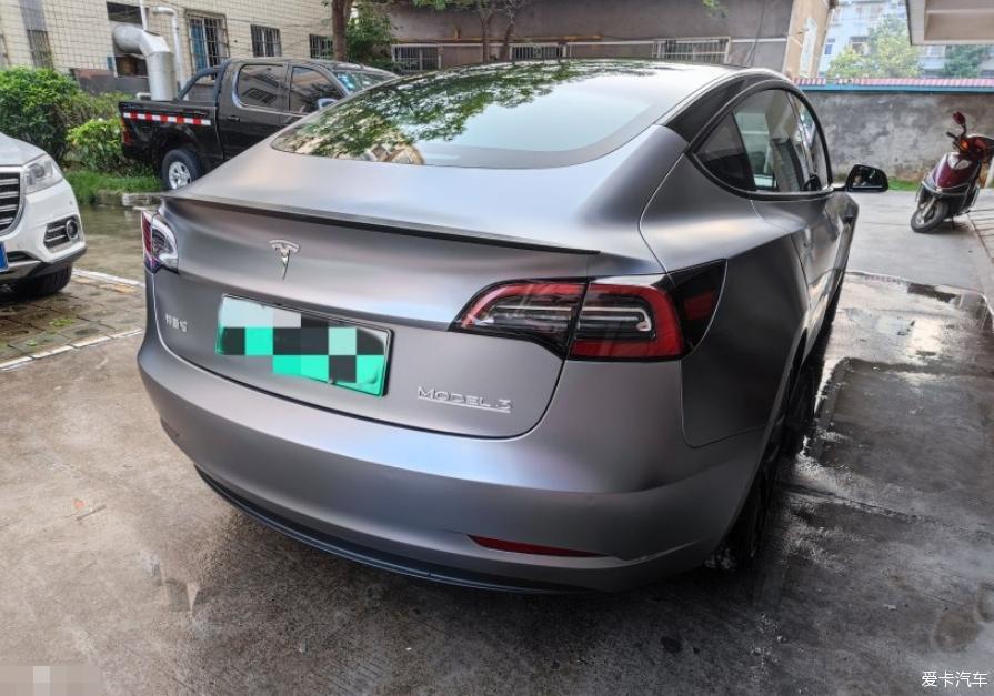 一个月2000公里Model 3 Performance