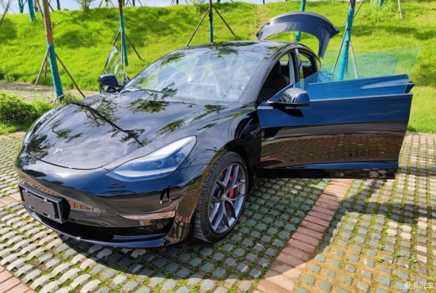 一个月2000公里Model 3 Performance