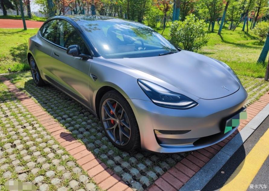 一个月2000公里Model 3 Performance
