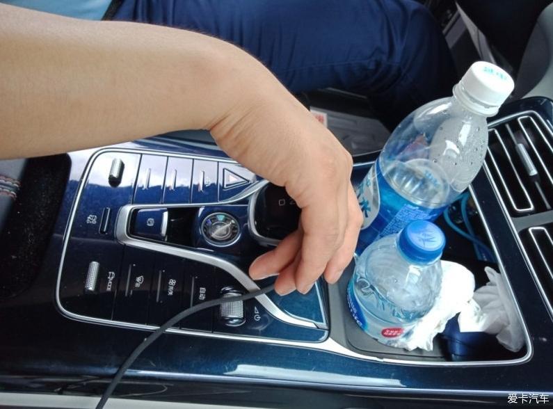 看我秦PLUS一路向前冲