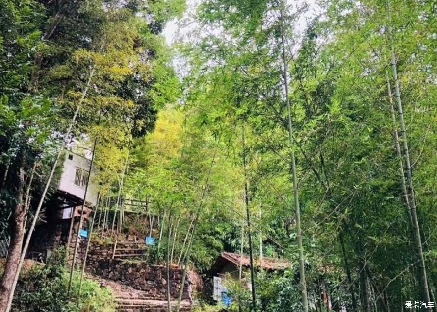 逸起去感受千泷沟瀑布自然的美