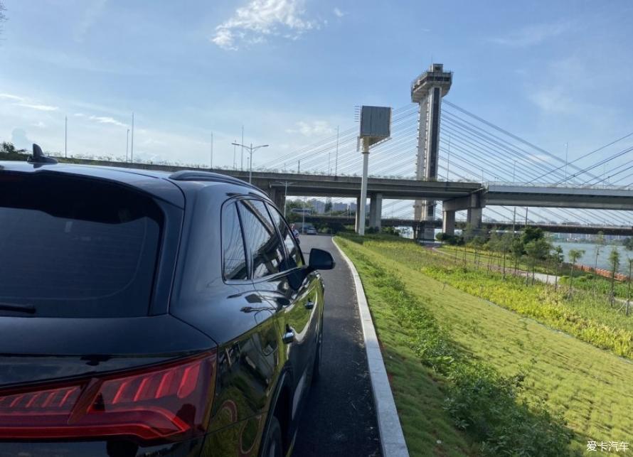 黑武士奥迪Q5L45尊享运版