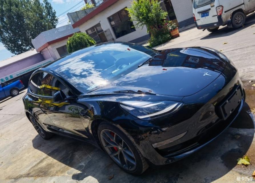 喜提特斯拉Model3 Perfo