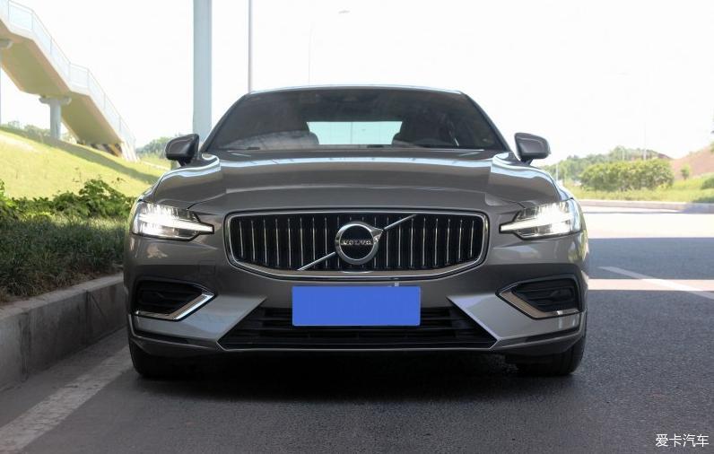S60的空间表现算是一般，能接受