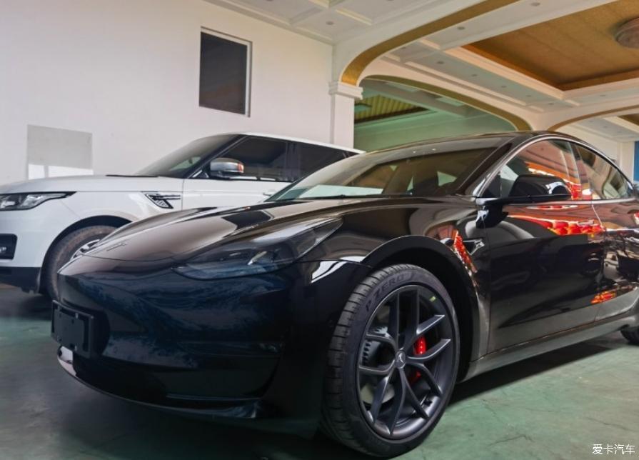喜提特斯拉Model3 Perfo