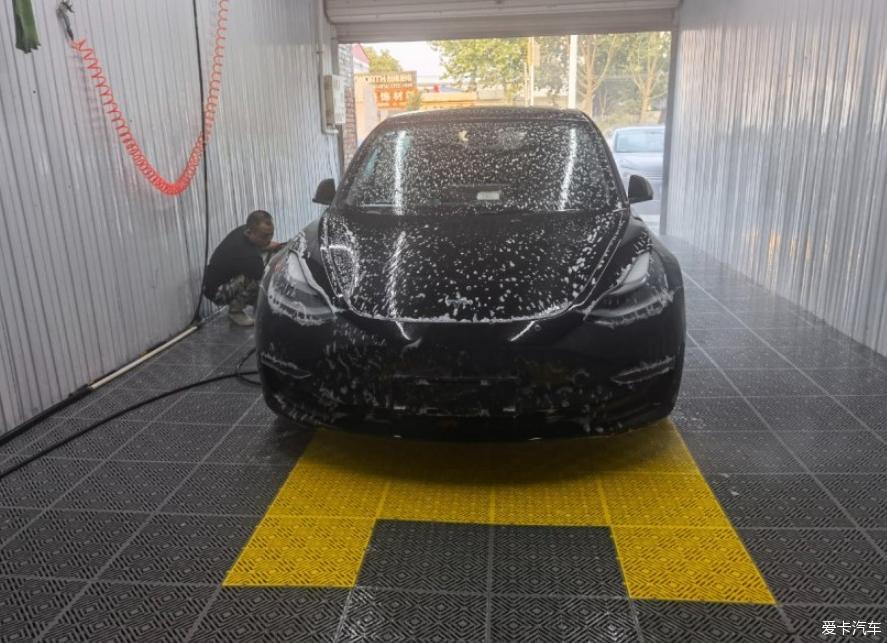 喜提特斯拉Model3 Perfo