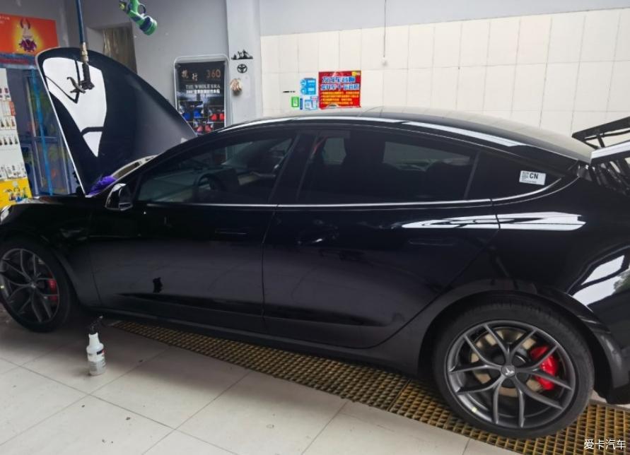喜提特斯拉Model3 Perfo
